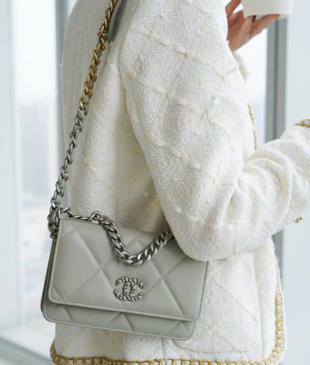 [CHANEL] 샤넬 숄더백 [BAG-243]