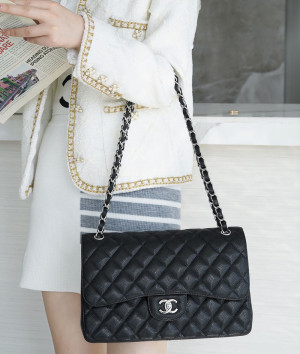 [CHANEL]샤넬 클래식 clapjumbo bag  램스킨 캐비어은장 플랩백  팬더샵