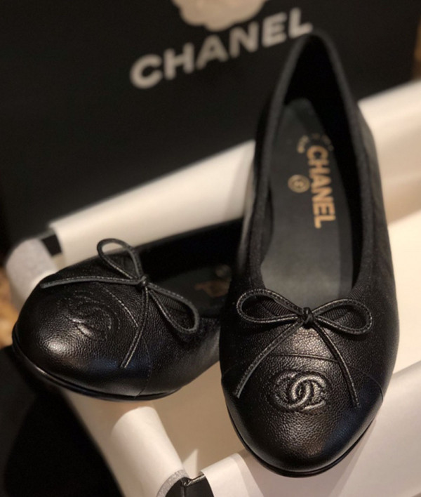 [CHANEL]샤넬 투톤 램스킨 클래식 발레리나 여성 블랙 플랫슈즈 팬더샵