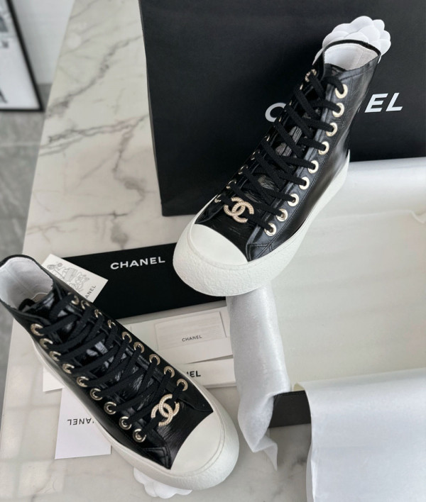 [CHANEL]샤넬 24P 엘러브 크리스타 CC로고 스니커즈 블랙 신발