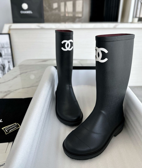 [CHANEL]샤넬신발 22K SHOES  백로고 체인하이부츠 신상 롱부츠장 팬더샵 슈즈