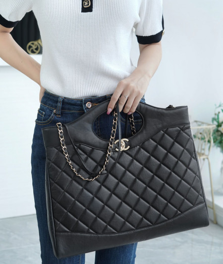 [CHANEL]샤넬 23A 31BAG 신상 여성 나노백 라지 빈티지 토트백 (정품가죽) 팬더샵 가방