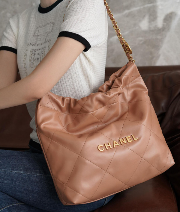 [CHANEL]샤넬 22P 스몰 22bag 호보백 브라운금장 체인백 (미러급 정품가죽) 핸드백 팬더샵가방