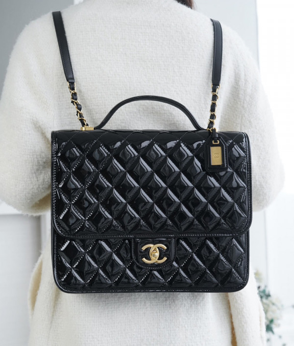 [CHANEL]샤넬 22K haas bag 백팩 램스킨 금장퀄팅 (미러급 정품가죽) 듀여행백 빈티지백 팬더샵가방