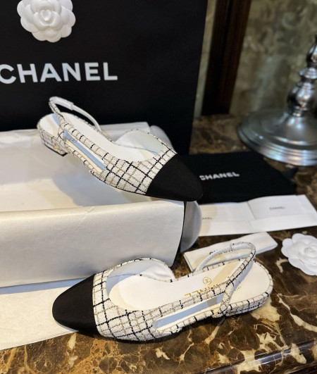 [CHANEL]샤넬23K SHOES 여성미드힐 체크 로퍼플랫 신상슈즈 프린티드 cc 패션플랫 팬더샵 신발